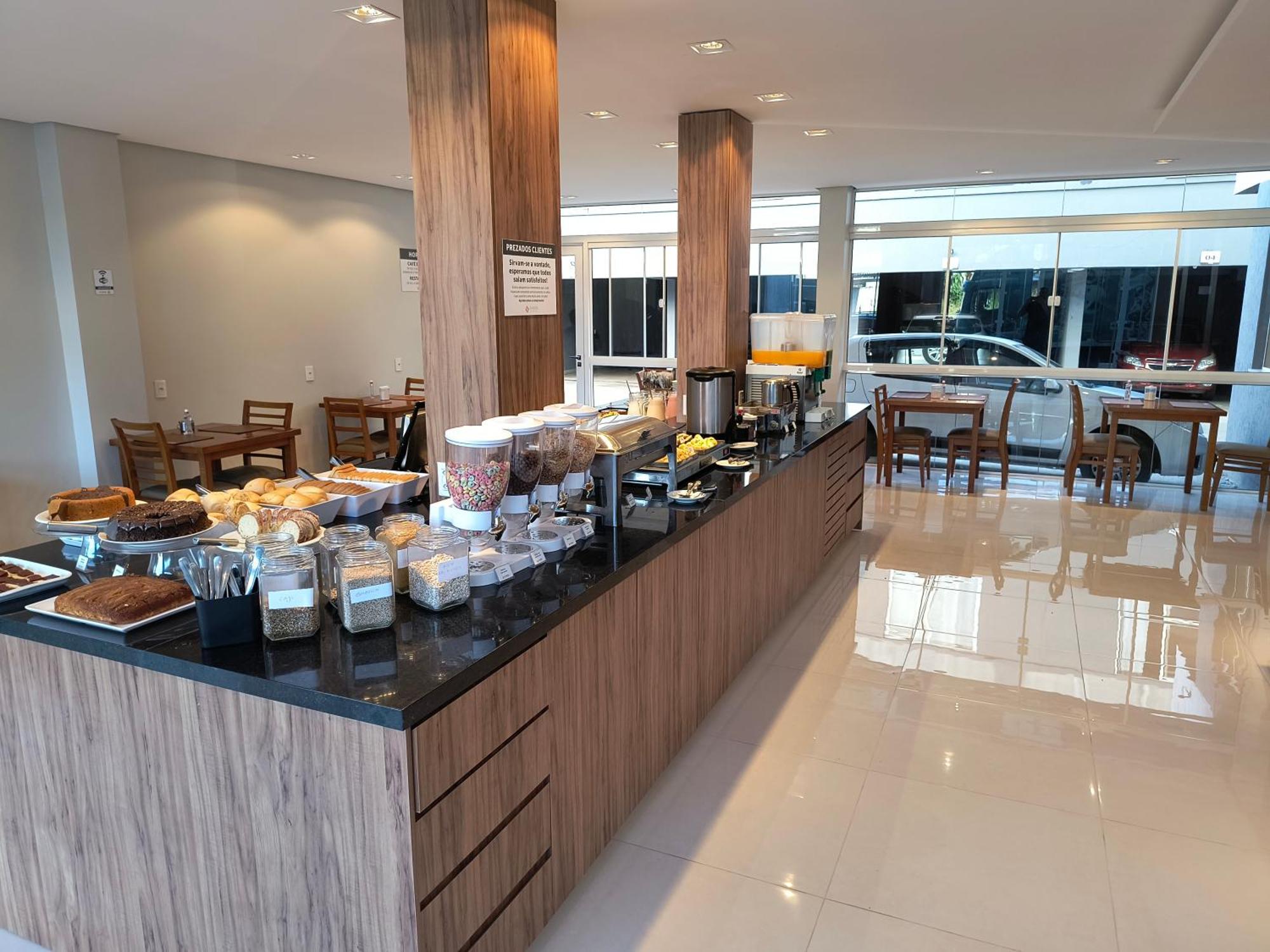 Id Hotel Passo Fundo Eksteriør billede