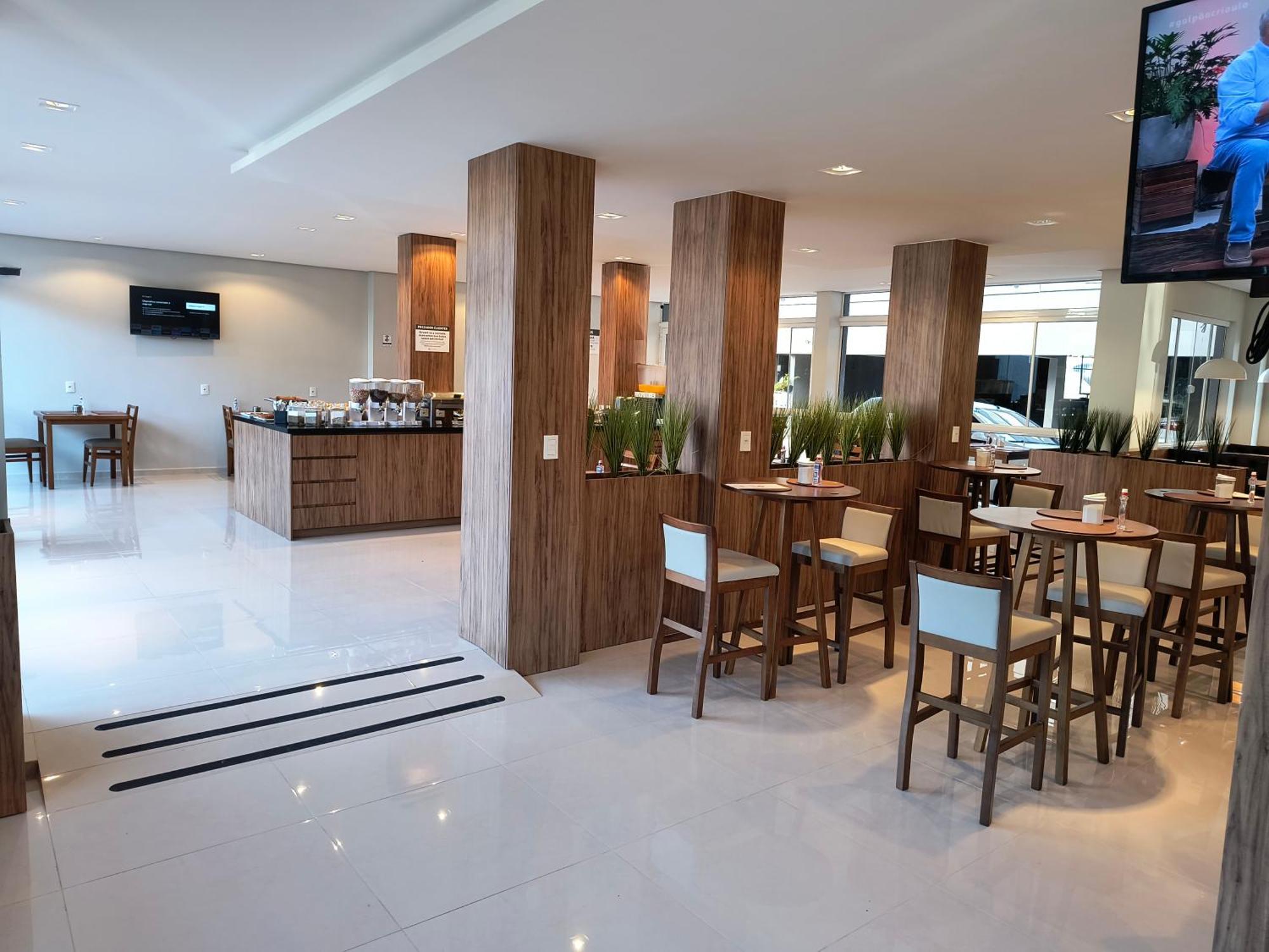 Id Hotel Passo Fundo Eksteriør billede